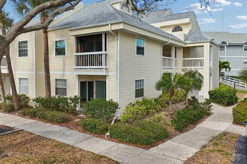 6915 Stones Throw Cir N #3106, FL
