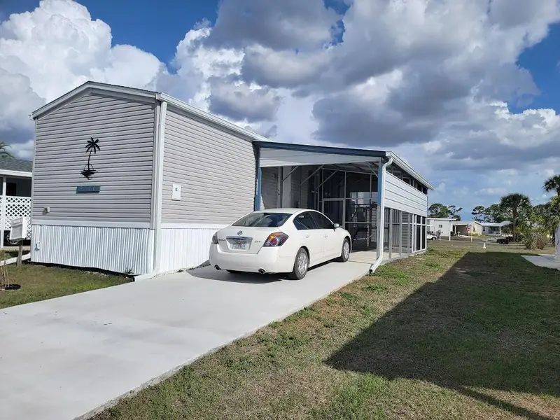 5700 Holiday Park Blvd, FL