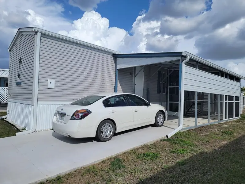 5700 Holiday Park Blvd, FL