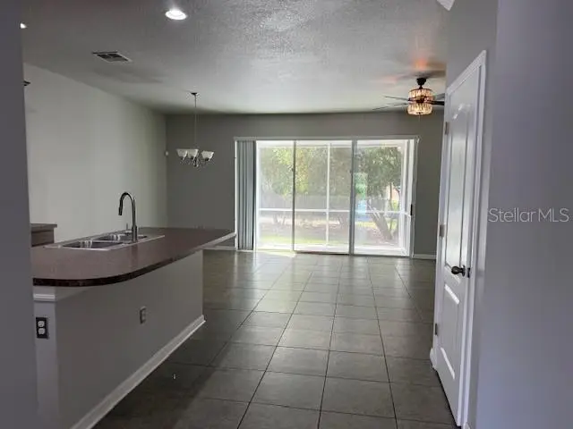302 Maybeck Ct, FL