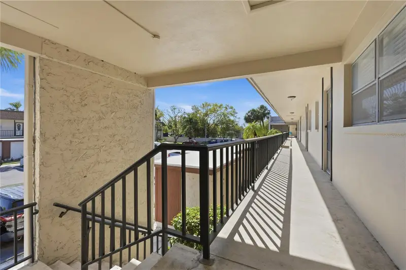 2750 E Bay Dr #14e, FL