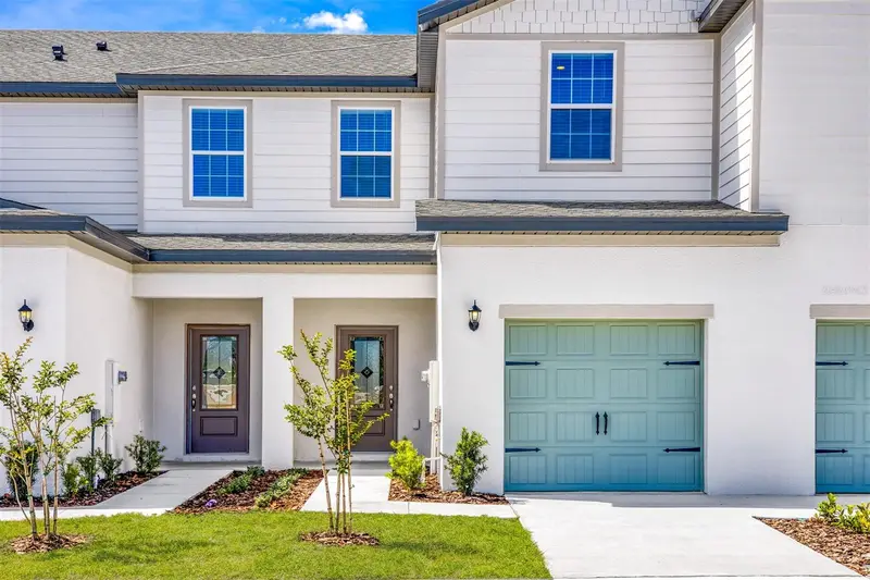 690 Poppy Ln, FL