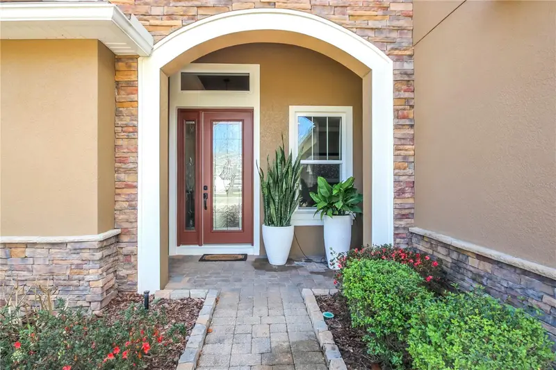 138 Old Moss Cir, FL
