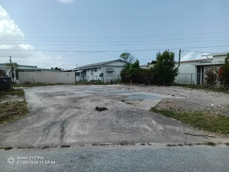 406 51st Avenue Plz W, FL