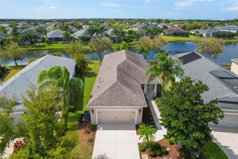 12187 Longview Lake Cir, FL