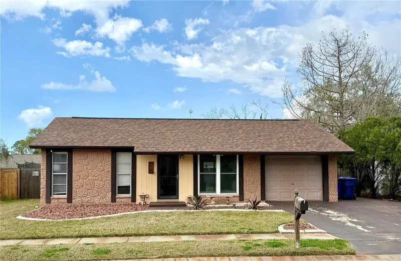 7974 Avenal Loop, FL