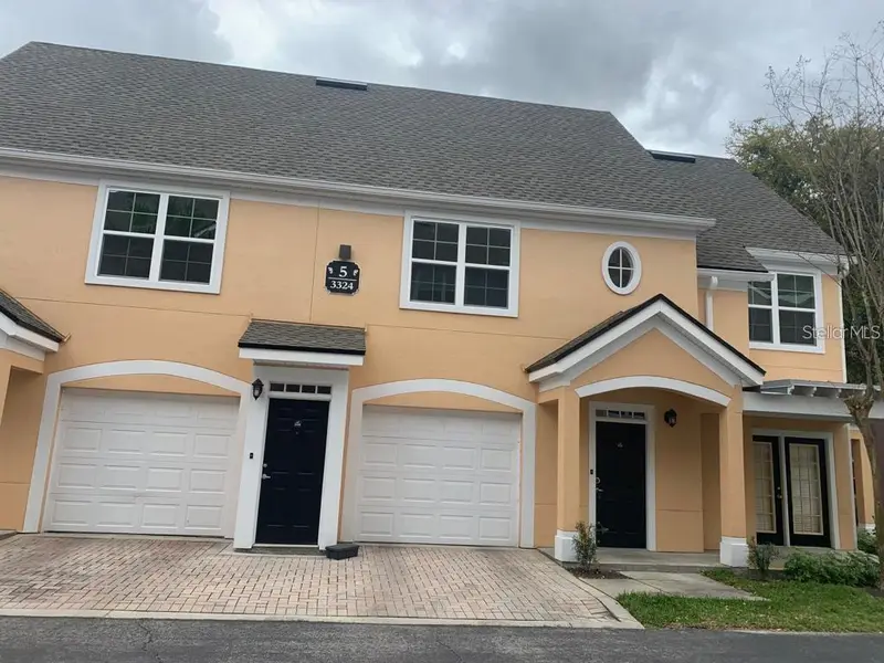 3324 Parkchester Square Blvd #201, FL