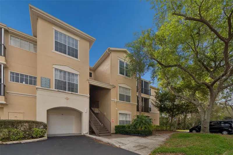 5125 Palm Springs Blvd #4305, FL