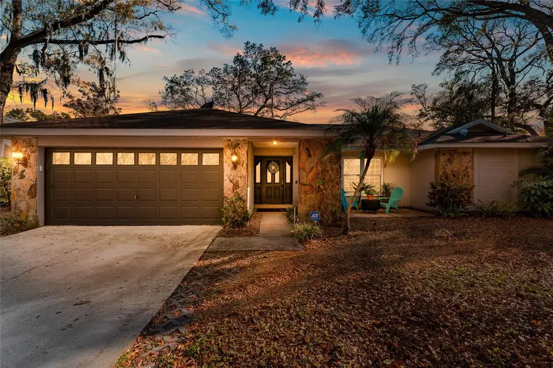 1811 La Grande Dr, FL