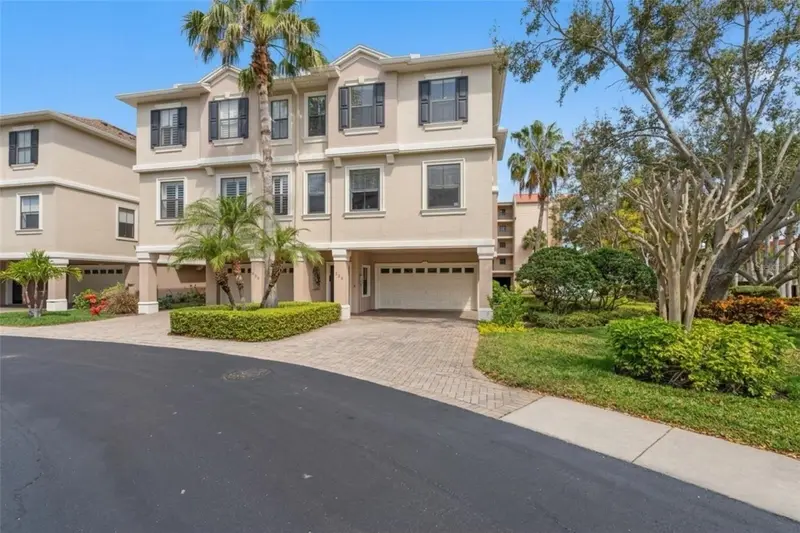 606 Bella Loop #2, FL