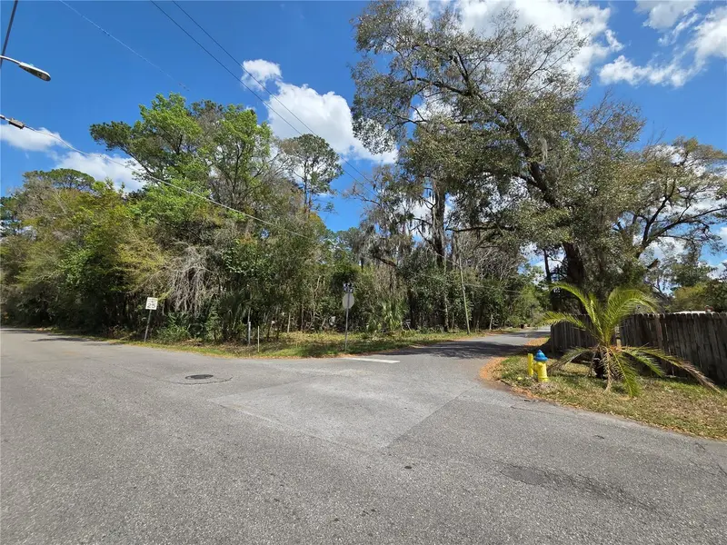 214 Ne 13th Ave, FL