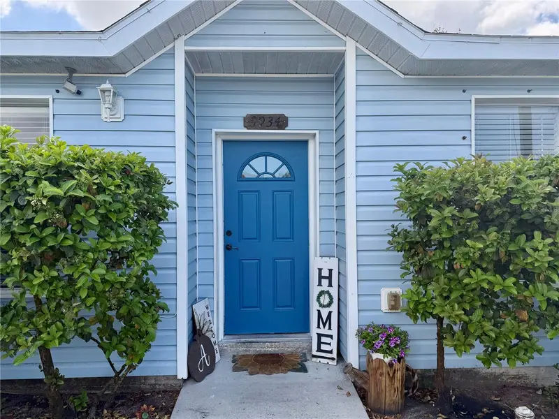 5940 & 5934 Meadowlane St, FL