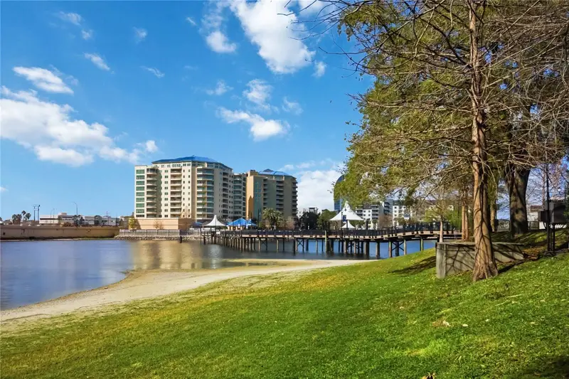 127 Oyster Bay Cir #110, FL