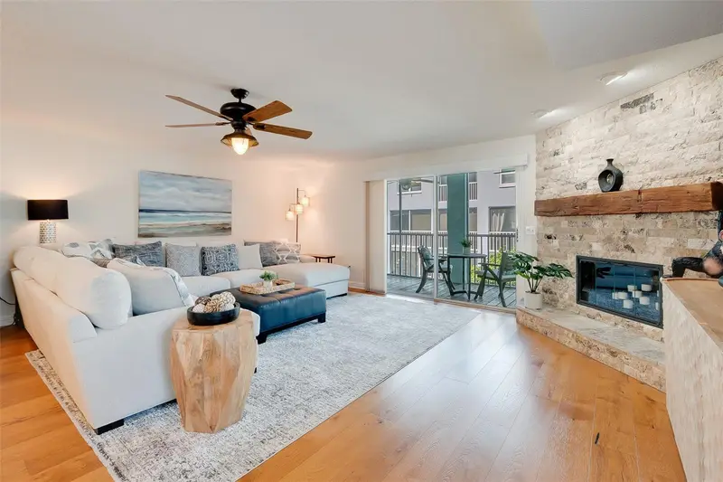 1101 Pinellas Bayway S #206, FL
