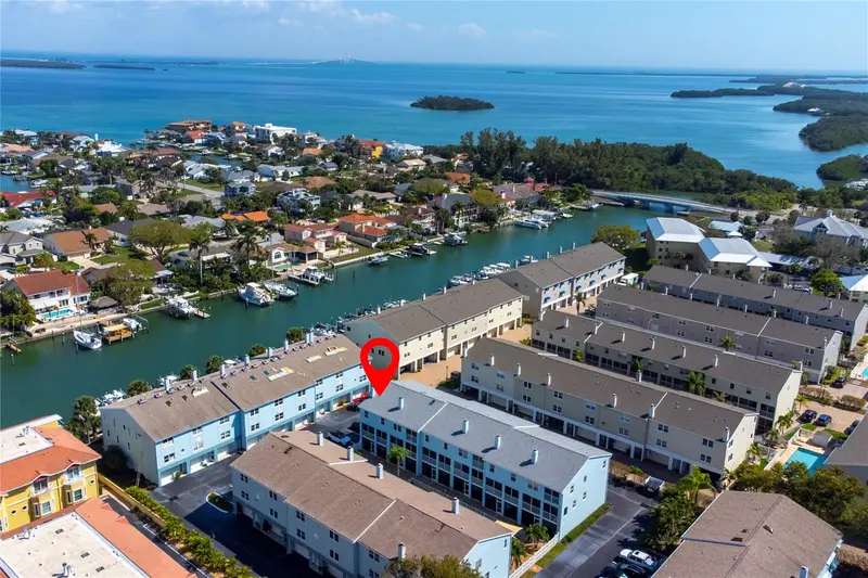 1101 Pinellas Bayway S #206, FL