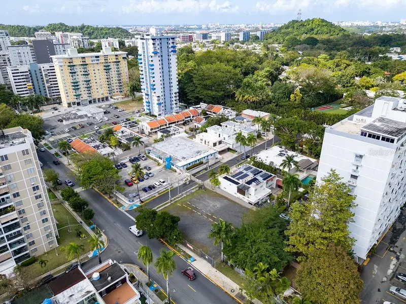 J-13 San Patricio Avenue, PR