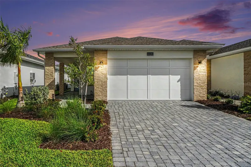 44283 Panther Dr, FL