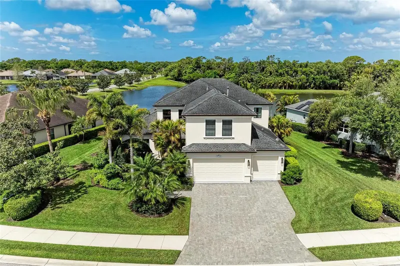 826 Honeyflower Loop, FL