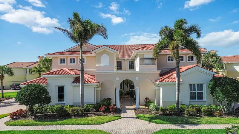 133 Bella Vista Ter #32c, FL