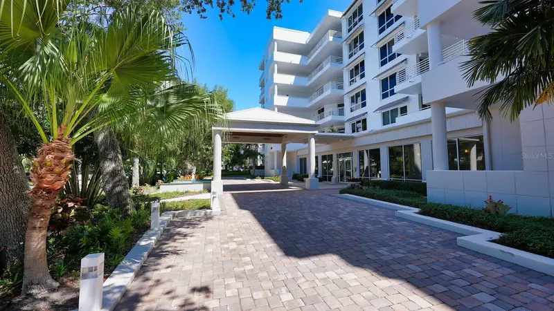 2410 Harbourside Dr #142, FL
