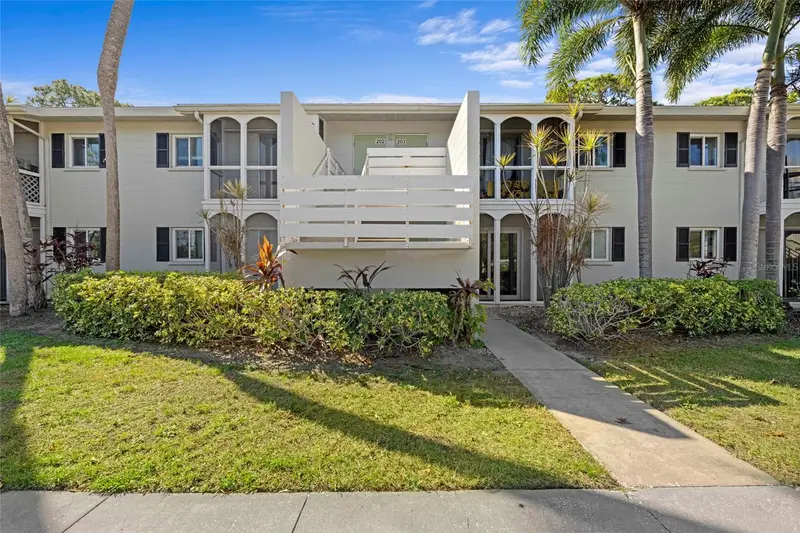 2304 Ringling Blvd #103, FL