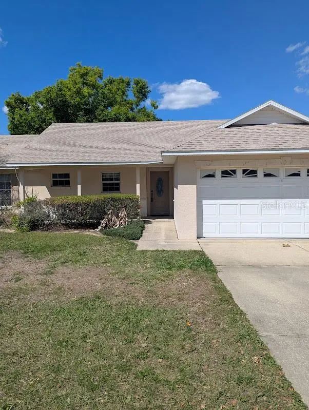 108 Twin Lake Cir, FL