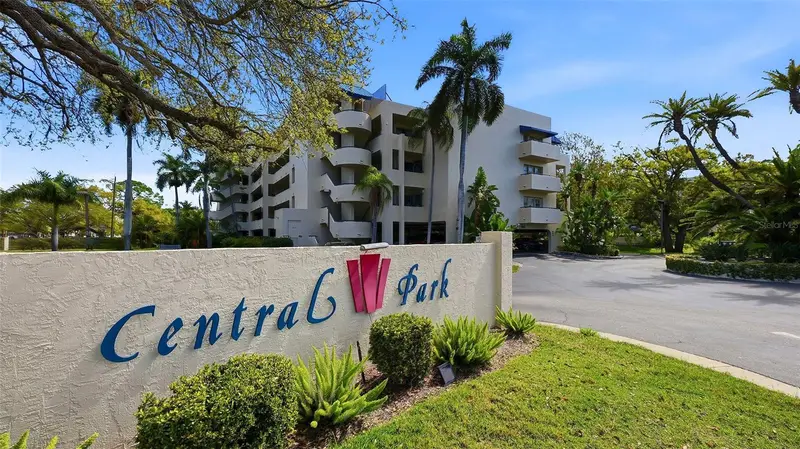 825 S Osprey Ave #101, FL