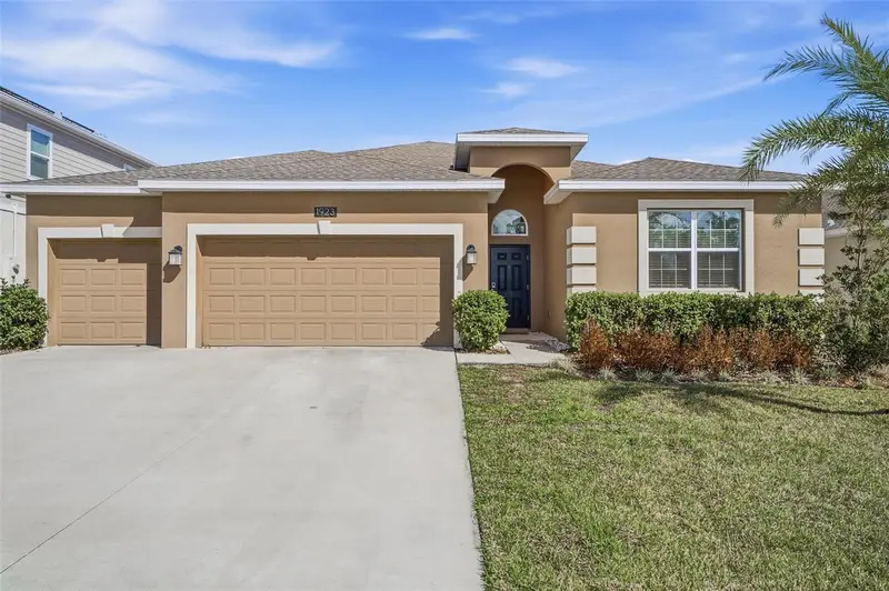 Trinity Lakes listing