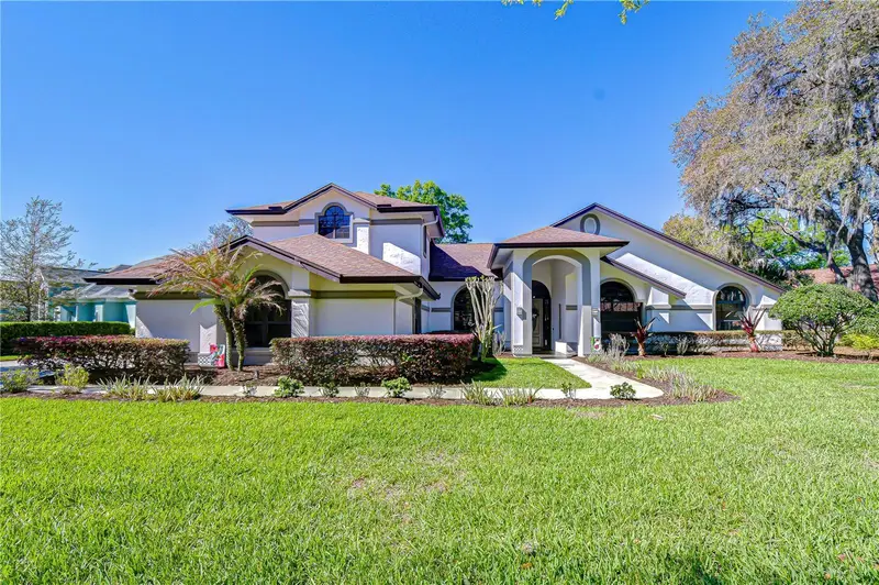 6623 Stonington Dr N, FL