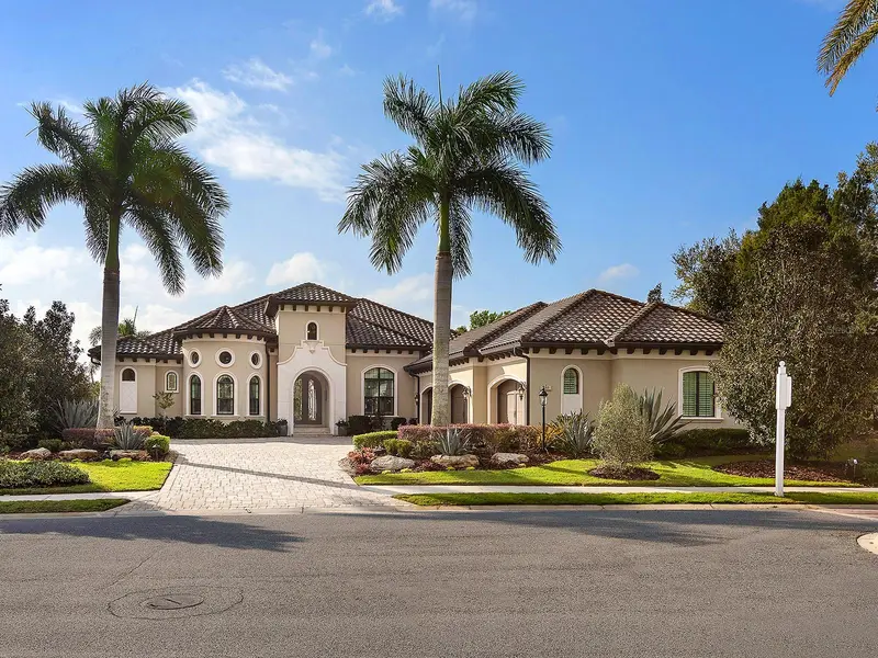 7515 Ladybank Xing, FL