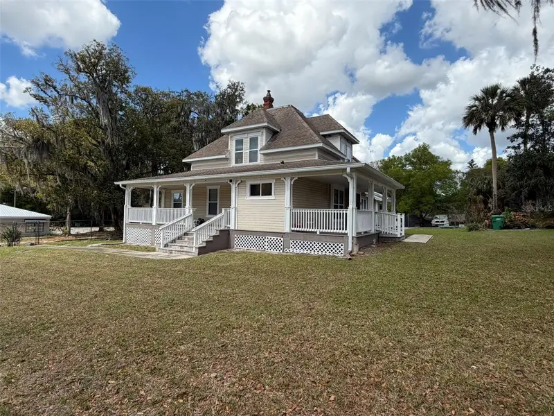903 E New York Ave, FL