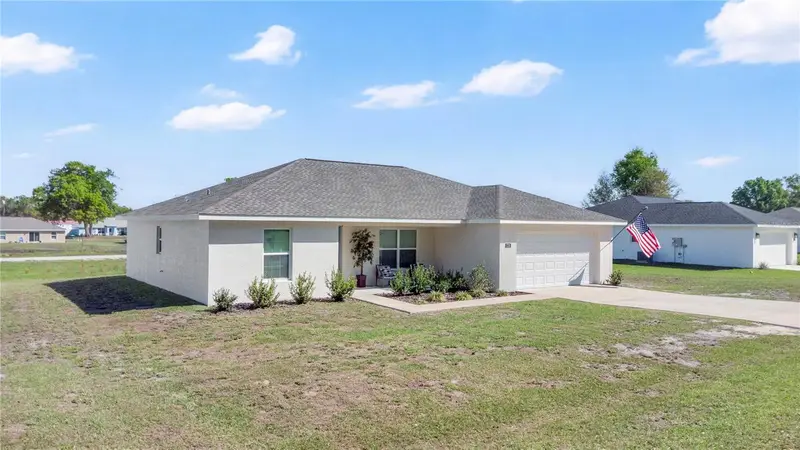 1725 Ne 160th Pl, FL