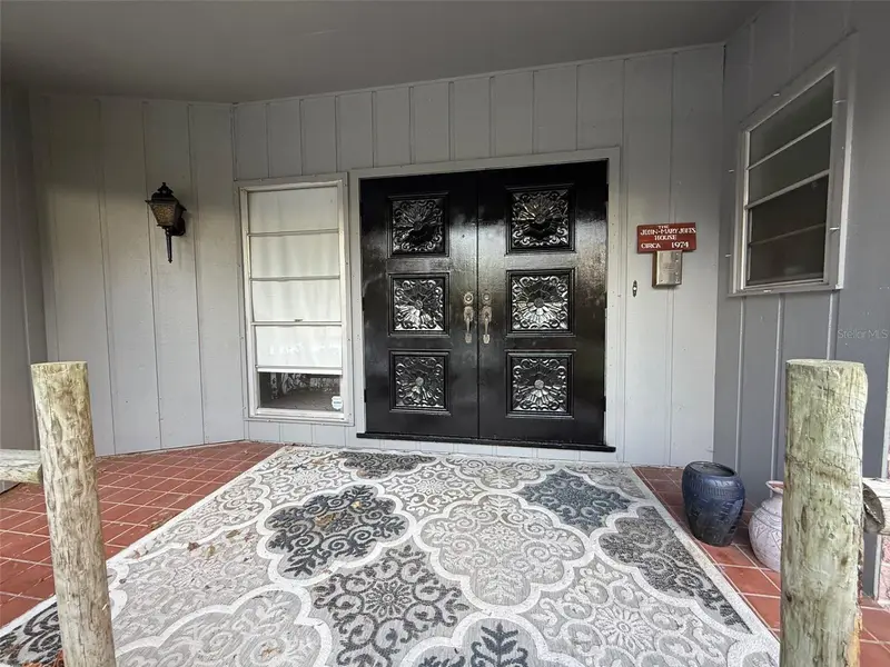 15300 Lake Iola Rd, FL