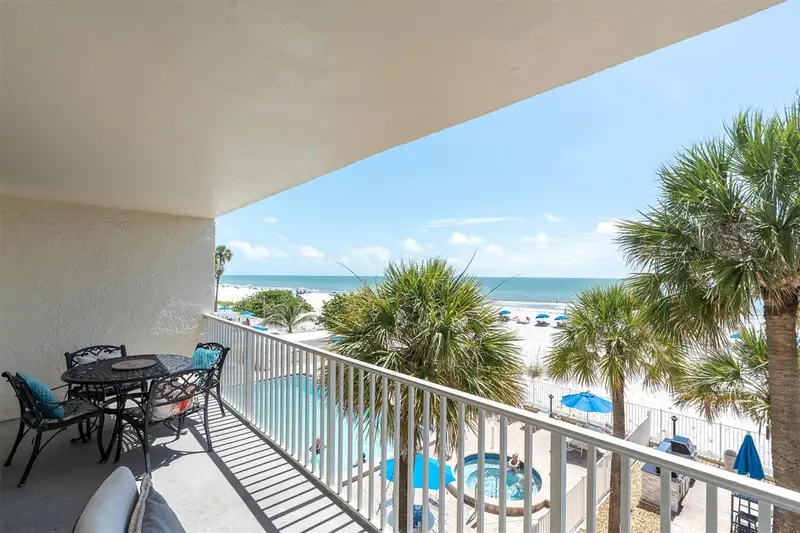 20002 Gulf Blvd #2305, FL