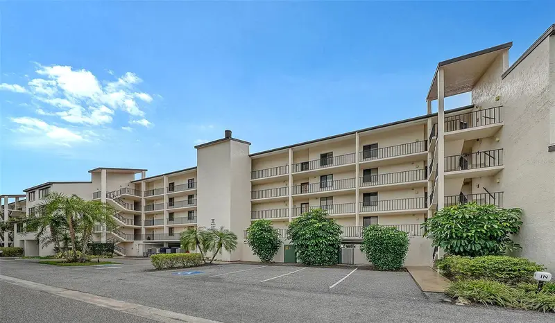 6287 Midnight Pass Rd #103, FL