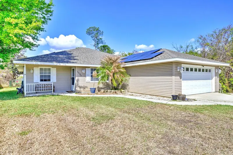 1521 Lancia Ave, FL