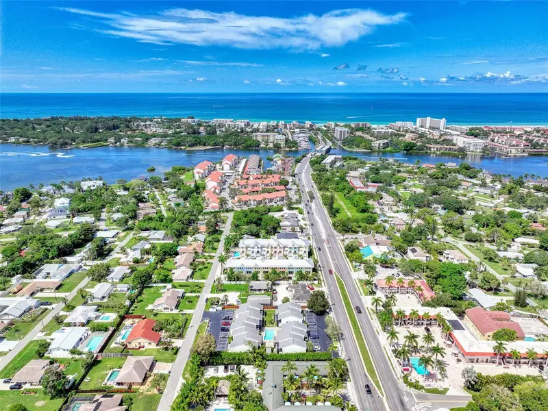 1752 Stickney Point Rd #102, FL