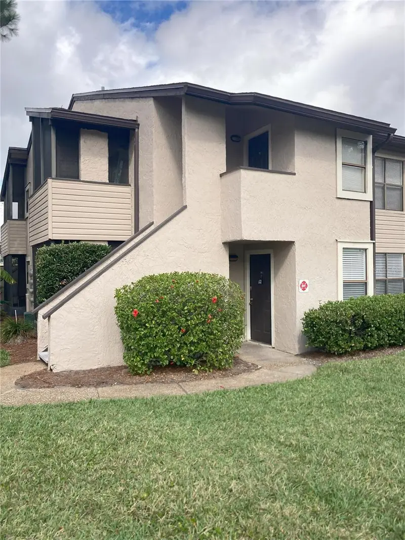 2918 Antique Oaks Cir #25, FL