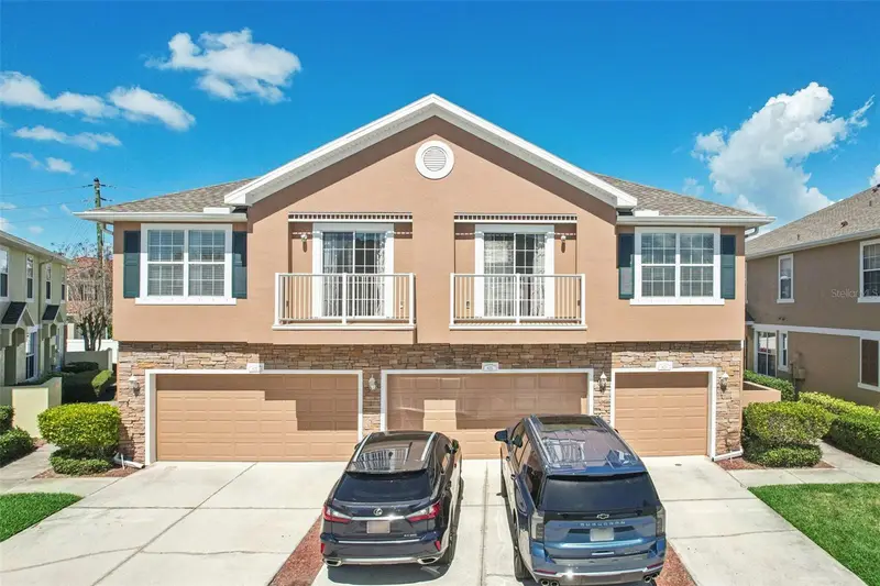 623 52nd Ave N, FL