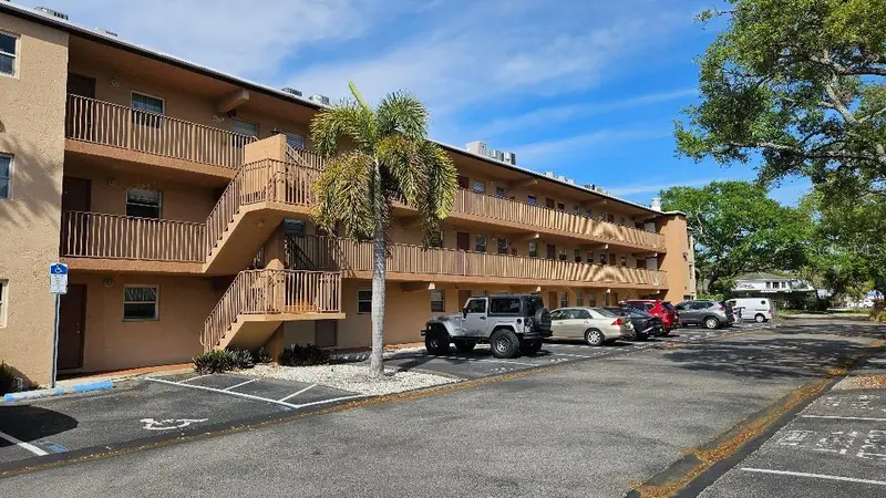 4600 98th Way N #210, FL