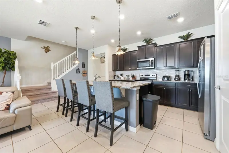 626 Jasmine Ln, FL