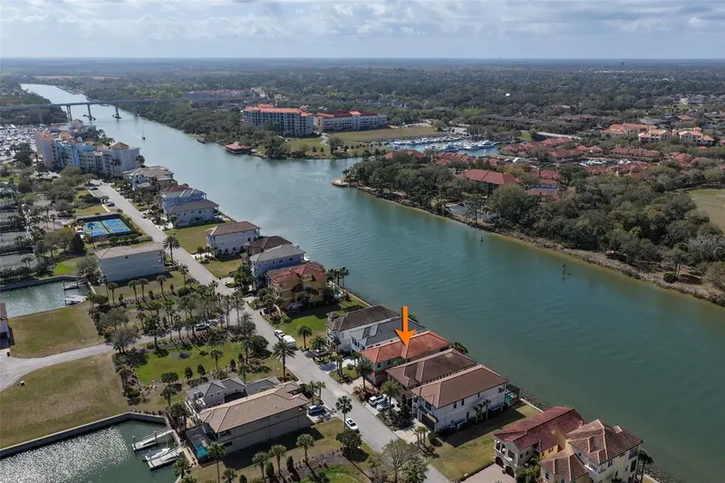 262 Yacht Harbor Dr, FL