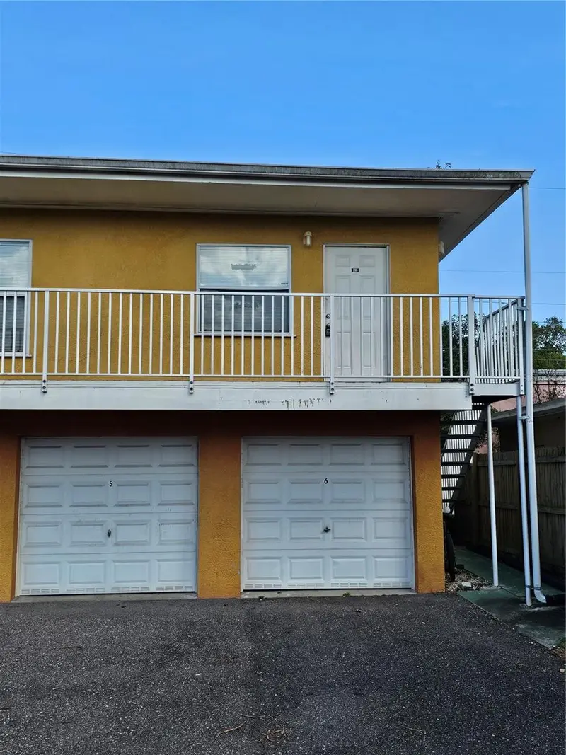 119 N Evergreen Ave #203, FL