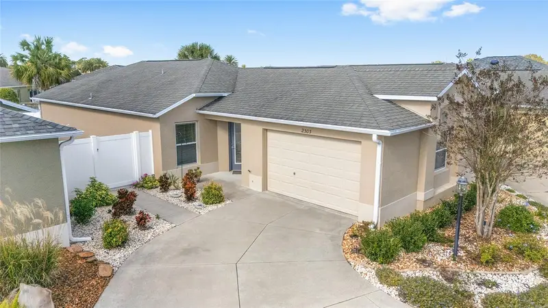 2303 Nautilus Ln, FL