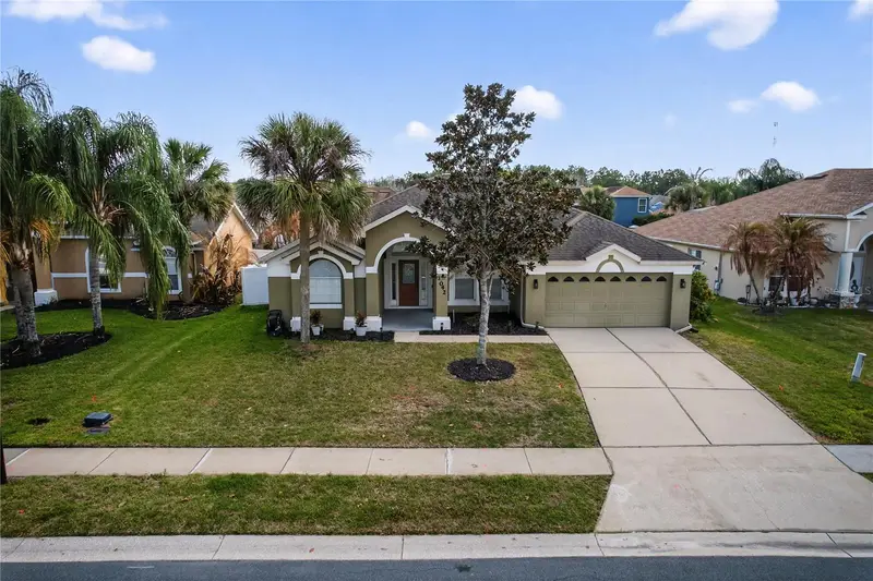 1042 Chamberlin Trl, FL