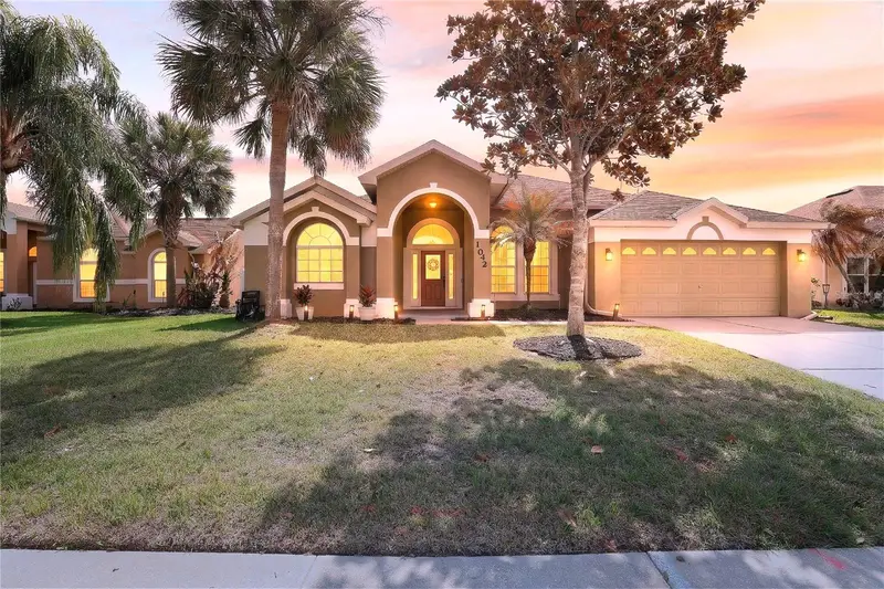 1042 Chamberlin Trl, FL