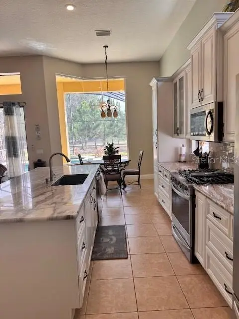 9512 Serra Ct, FL
