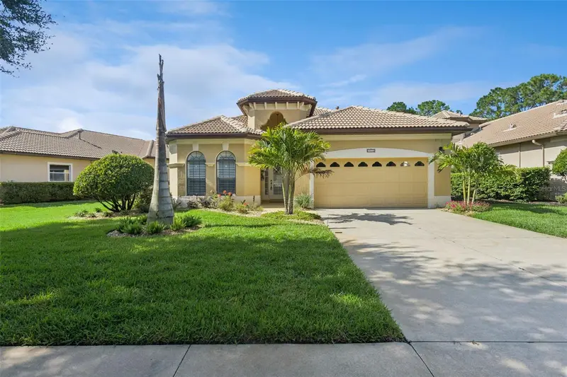 9512 Serra Ct, FL