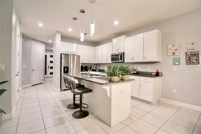2280 Avian Loop, FL