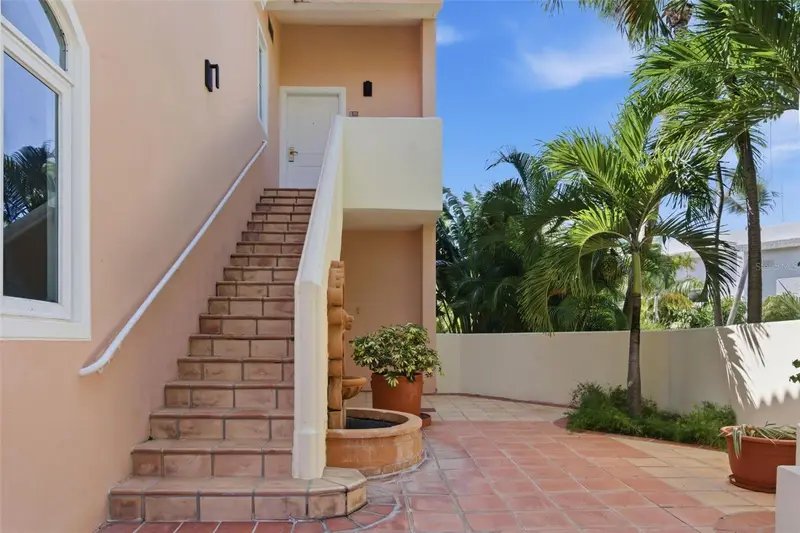 Las Casitas I 1000 Avenue El Conquistador #5241-42-43, PR
